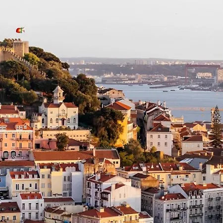 Bairro Alto Cosy By Homing Apartment